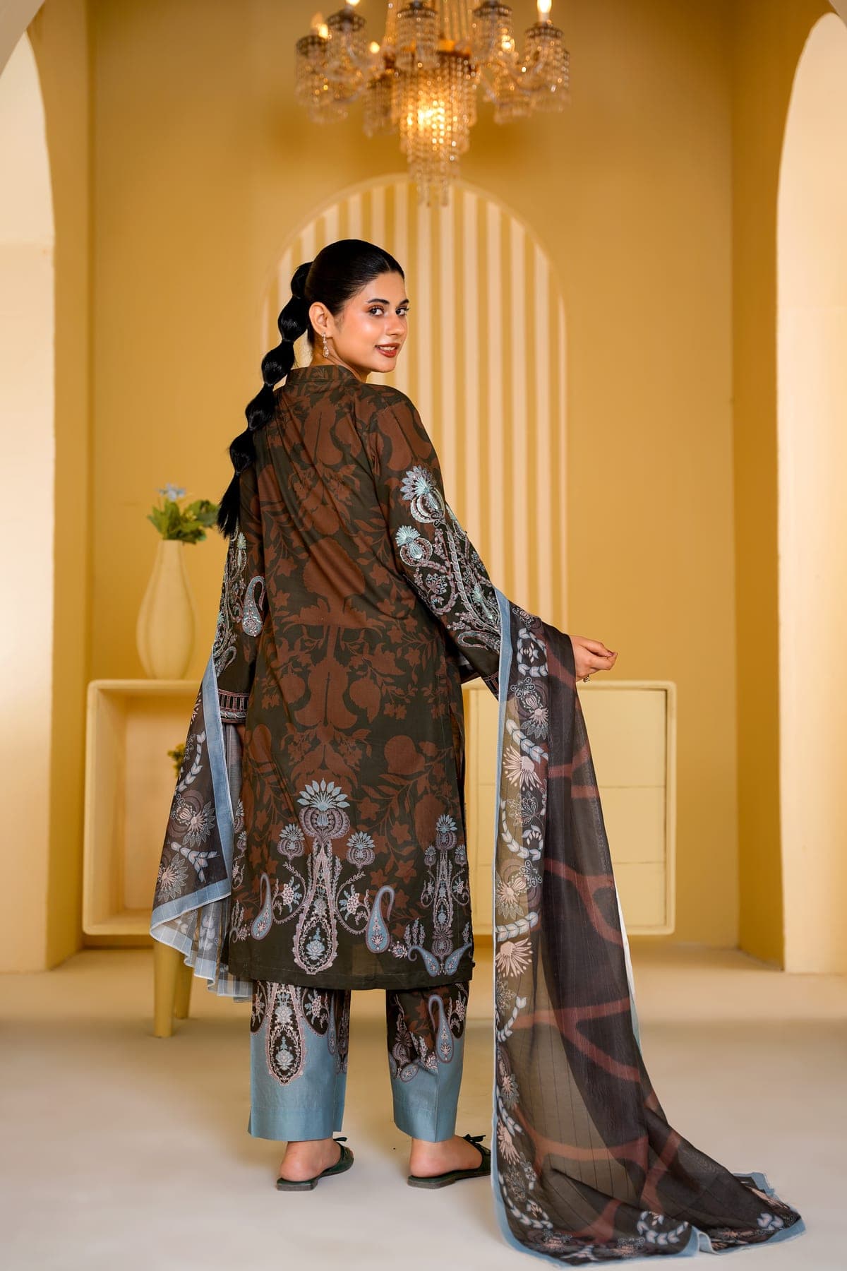 Cocoa Bloom Print Suit view 4