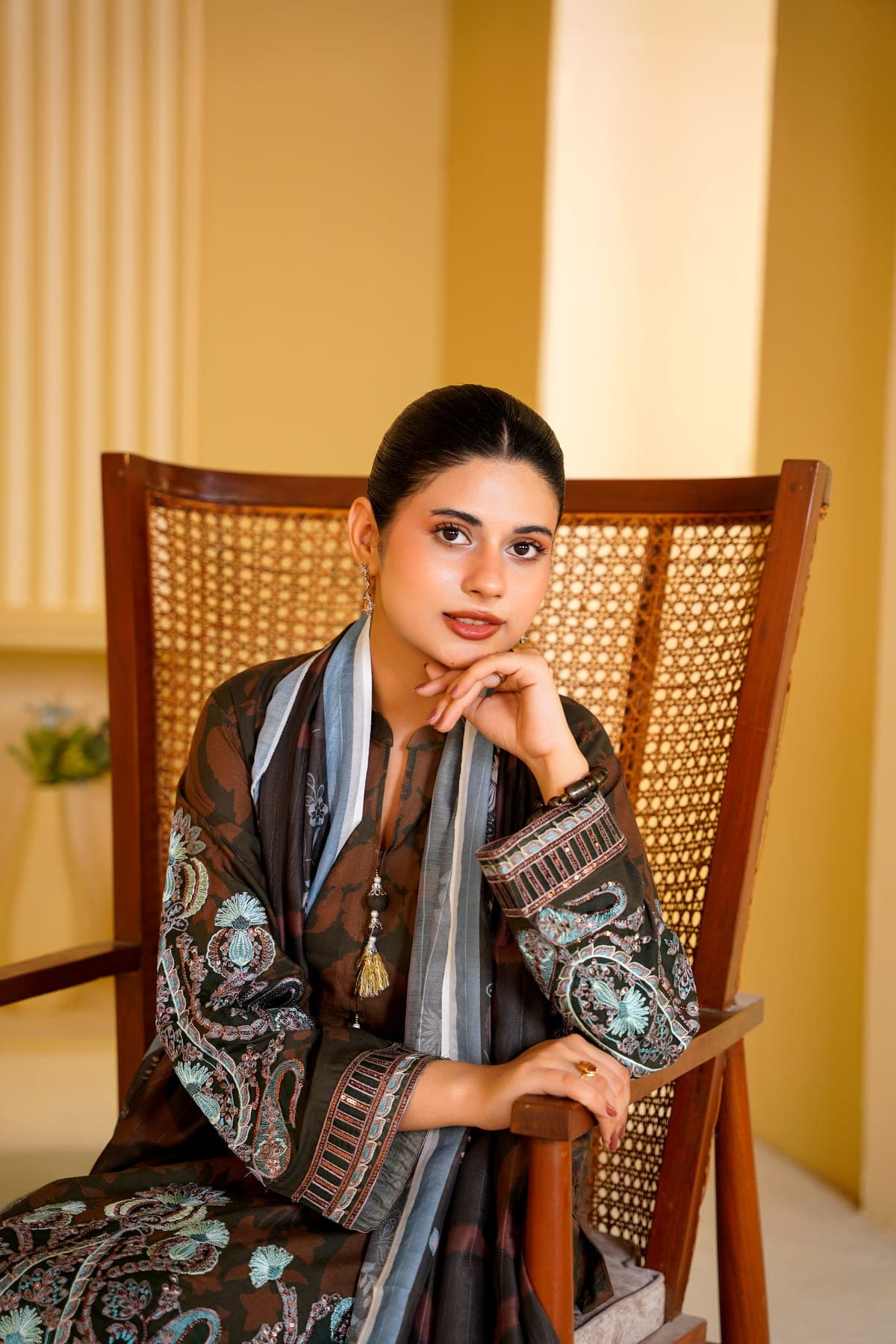 Cocoa Bloom Print Suit view 7