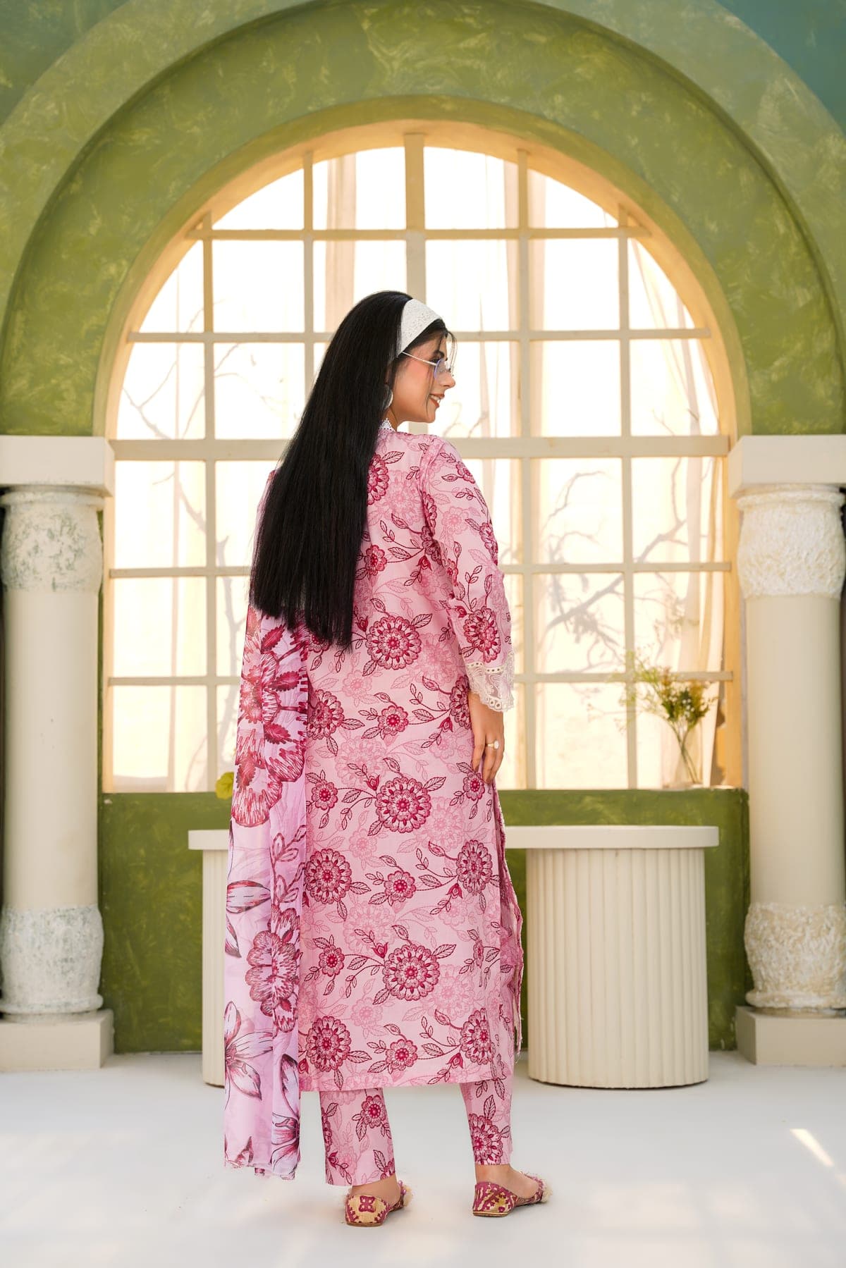 Rose Butterfly Embroidered Suit view 4